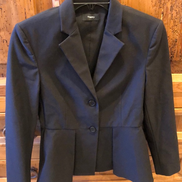 THEORY PARTIAL PLEATED BLACK BLAZER - Picture 1 of 7